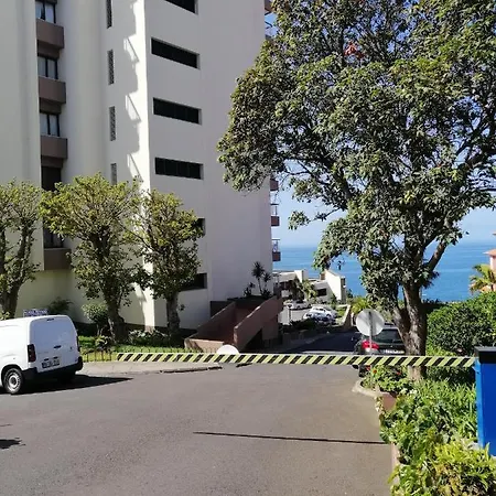 Shearwaters - Sounds Of The Sea Apartment Funchal  Exterior photo